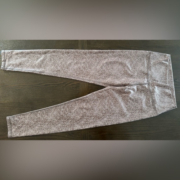 *Closet clear out* Aerie leggings - Picture 3 of 5